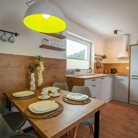 Kasztanowy Blisko Centrum - Dream Апартаменты Щирк